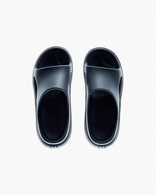 INSIGNIA SLIDE
